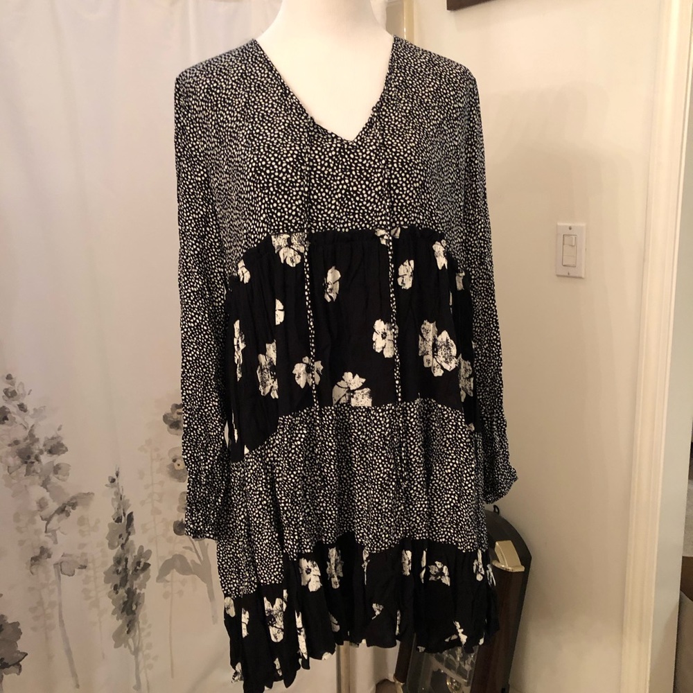 NWT black and white dress